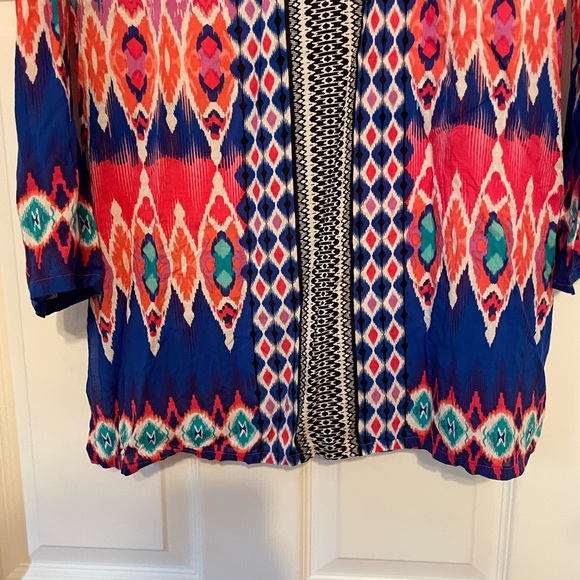 La Blanca Swimsuit Coverup - Size Medium - Picture 3 of 9